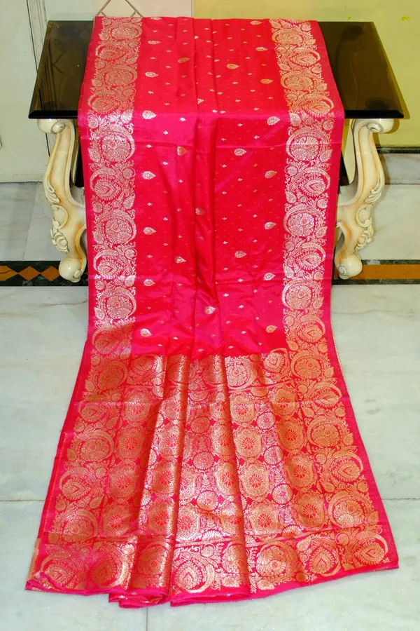 Jamawar_Satin_Tan_Chui_Katan_Silk_Saree_In_Cerise_Pink_And_Red