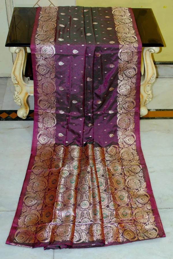 Jamawar_Satin_Tan_Chui_Katan_Silk_Saree_In_Grape_Purple_And_Bottle_Green
