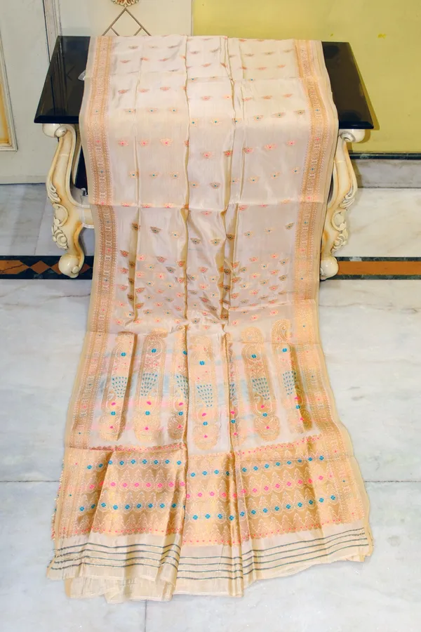 Traditional_Assam_Silk_Mekhla_Saree_In_Light_Beige_Sea_Green_Pink_And_Pale_Golden