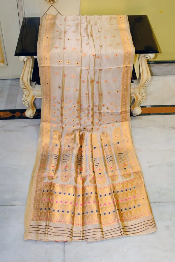 Traditional_Assam_Silk_Mekhla_Saree_In_Light_Beige_Midnight_Blue_Hot_Pink_And_Pale_Golden