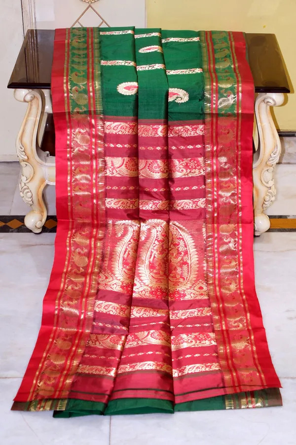 Traditional_Bishnupuri_Swarnachari_Pure_Silk_Saree_In_Dark_Emerald_Green_Dark_Red_And_Matt_Gold