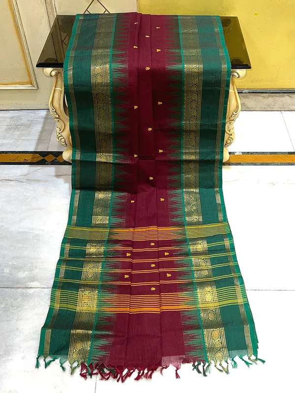 Traditional_Premium_Quality_Hand_Woven_Step_Temple_Nakshi_Border_South_Cotton_Gadwal_Saree_In_Maroon_And_Mineral_Green