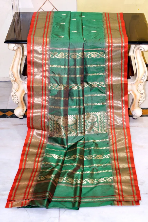 Bishnupuri_Paisely_Nakshi_Butta_Work_Pure_Katan_Silk_Saree_In_Clove_Green_Portland_Orange_And_Matt_Gold