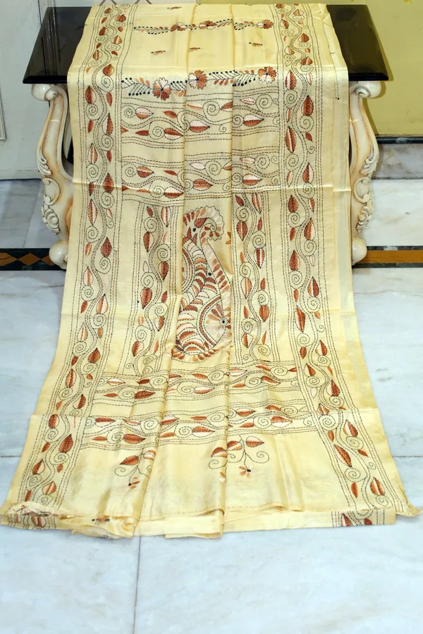 Hand_Embroidery_Kantha_Stitch_Work_Blended_Silk_Saree_In_Buttermilk_Black_Beige_And_Brown