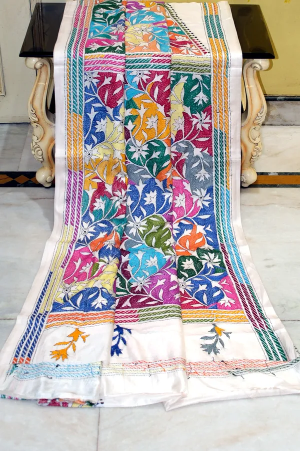 Hand_Embroidery_Blended_Silk_Reverse_Kantha_Work_Saree_In_Off_White_Red_Purple_Orange_And_Multicolor_Thread_Work