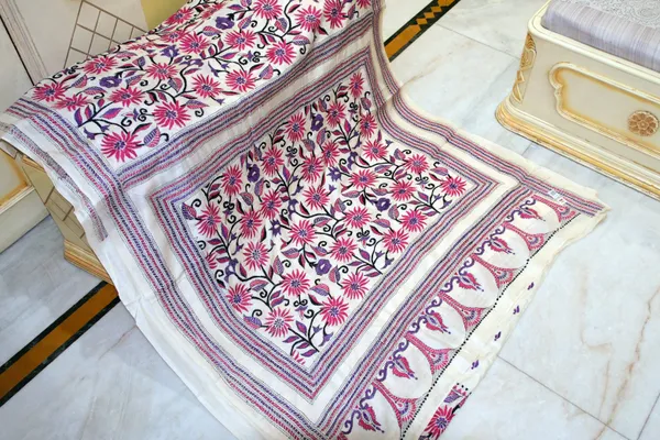 Premium_Quality_Hand_Embroidery_Kantha_Work_On_Pure_Gachi_Tussar_Saree_In_Light_Beige_Deep_Carmine_Purple_And_Black
