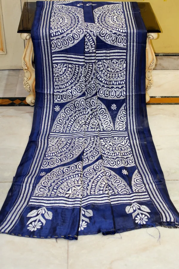 Hand_Embroidery_Blended_Silk_Kantha_Work_Saree_In_Cloud_Burst_Blue_And_Off_White_Thread_Work