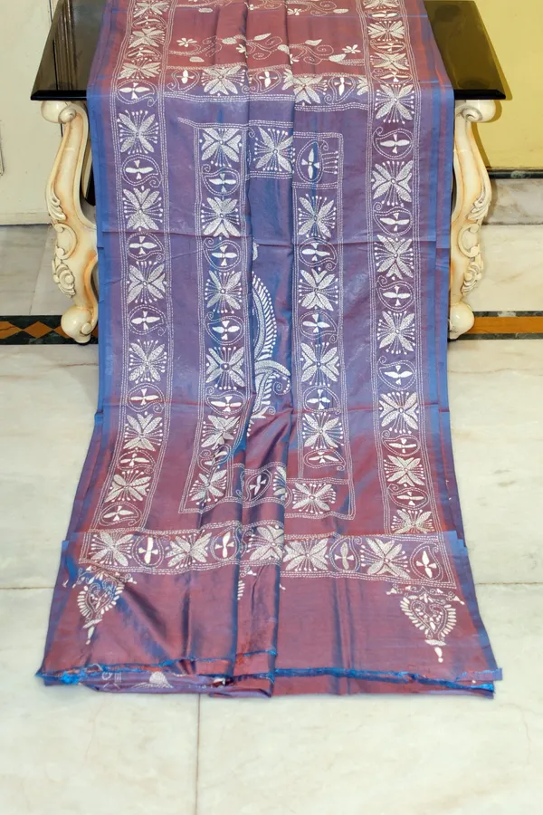 Hand_Embroidery_Kantha_Stitch_Work_Blended_Silk_Saree_In_Copper_Rose_And_Off_White