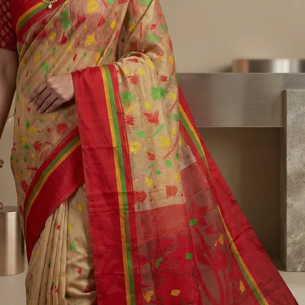 Metro_Kotki_Border_Cotton_Muslin_Jamdani_Saree_In_Beige_Red_And_Multicolor_Thread_Work