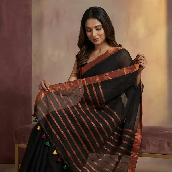 Smart_Linen_Saree_With_Stripe_Pallu_In_Dark_Brown_And_Copper_Zari