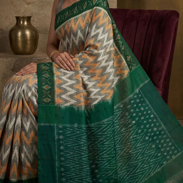 Soft_Mercerized_Cotton_Ikkat_Pochampally_Saree_In_Off_White_Multicolor_And_Bottle_Green