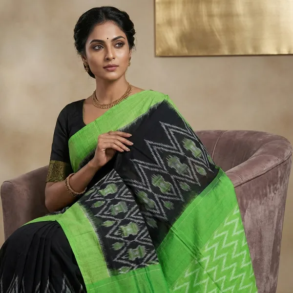 Soft_Mercerized_Cotton_Ikkat_Pochampally_Saree_In_Black_Lawn_Green_And_Off_White