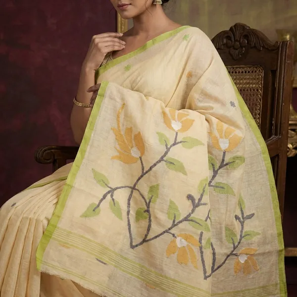 Traditional_Karat_Work_Poth_Jamdani_Saree_In_Parmesan_Mustard_Black_Pea_Soup_Green_And_Off_White