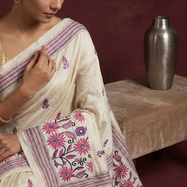 Premium_Quality_Hand_Embroidery_Kantha_Work_On_Pure_Gachi_Tussar_Saree_In_Light_Beige_Deep_Carmine_Purple_And_Black