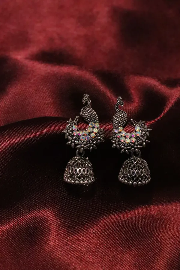 Silver_Alloy_Jhumka_Earrings_For_Women
