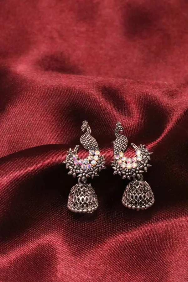 Silver_Alloy_Jhumka_Earrings_For_Women