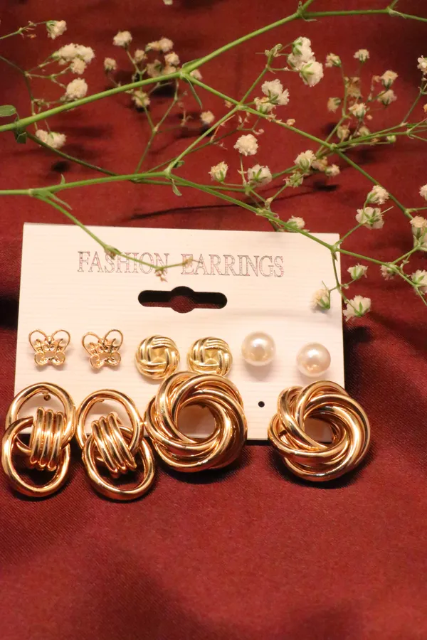 Golden_Alloy_Earring_Set_For_Women