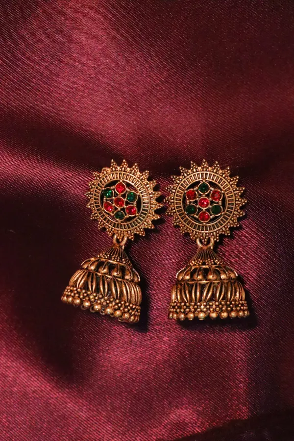 Golden_Alloy_Earrings_For_Women