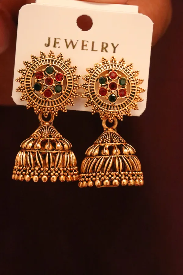 Golden_Alloy_Earrings_For_Women