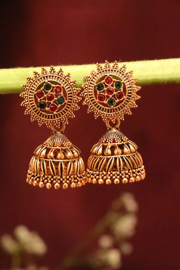 Golden_Alloy_Earrings_For_Women