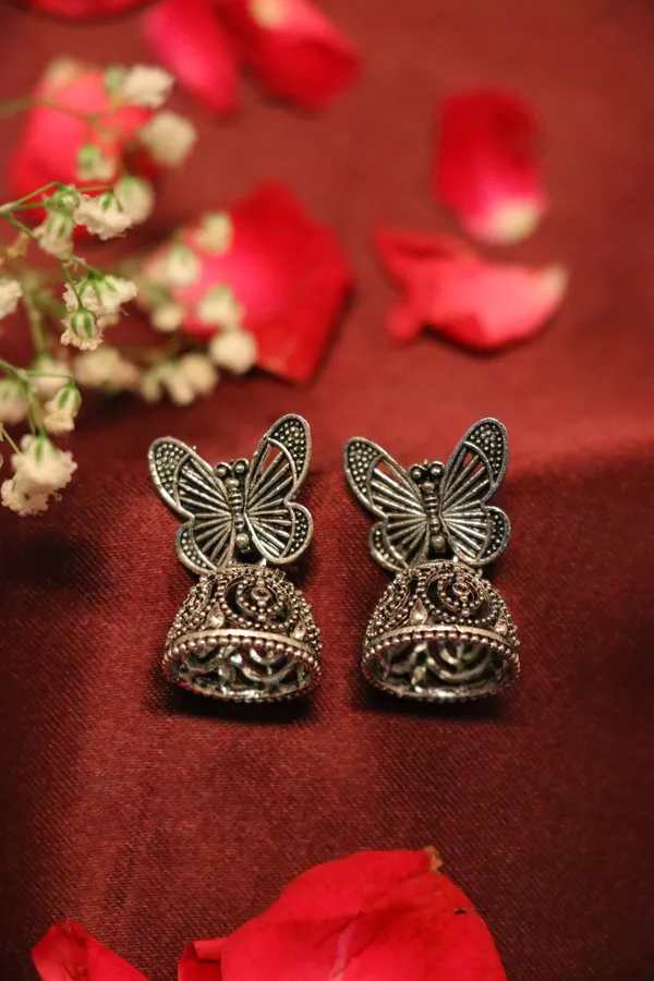 Brown_Alloy_Stud_Earrings_For_Women