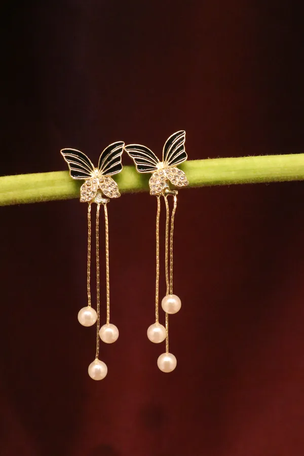 Golden_Alloy_Drop_Earrings_For_Women