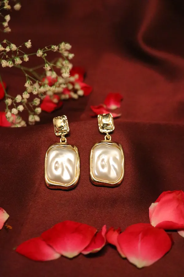 White_And_Golden_Alloy_Drop_Earrings_For_Women