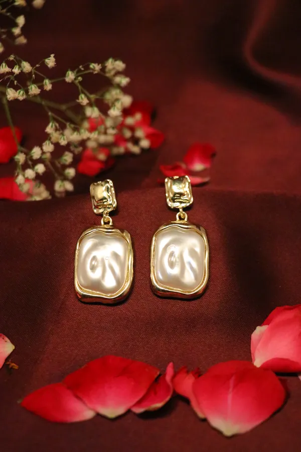 White_And_Golden_Alloy_Drop_Earrings_For_Women