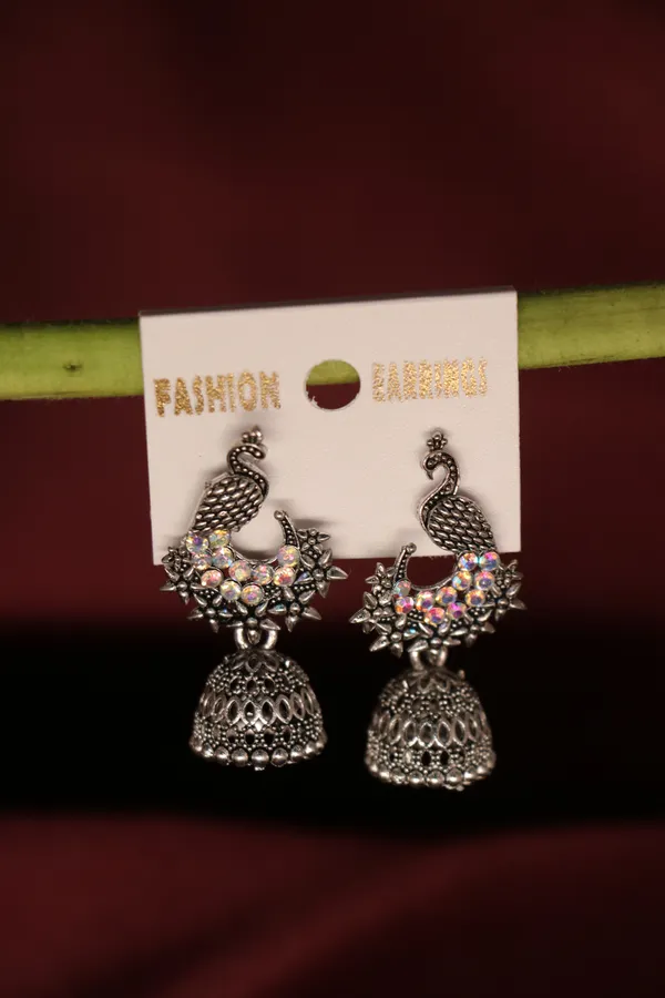 Silver_Alloy_Jhumka_Earrings_For_Women