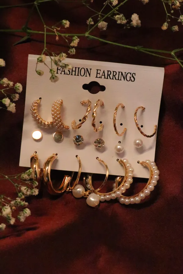 Golden_Alloy_Earring_Set_For_Women