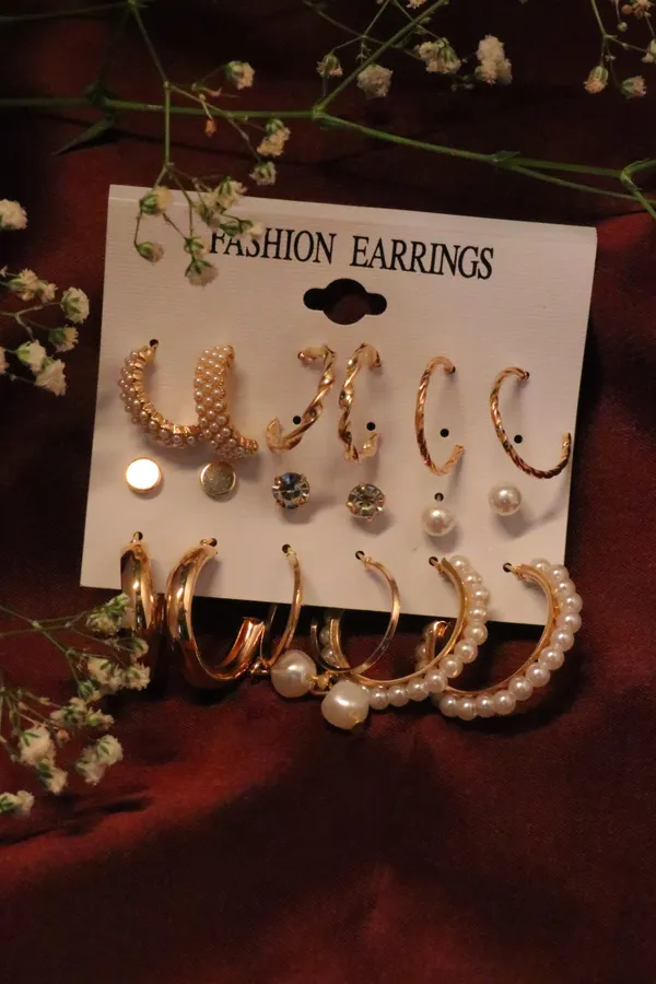 Golden_Alloy_Earring_Set_For_Women