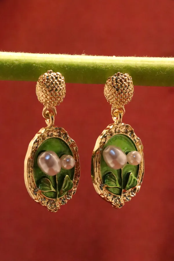 Green_And_Golden_Alloy_Earrings_For_Women