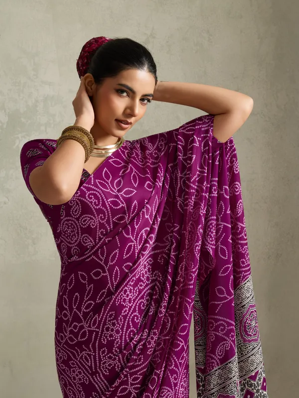 Purple_And_White_Art_Silk_Blocked_Printed_Tie-Dye_Geometric_Print_Saree_For_Women