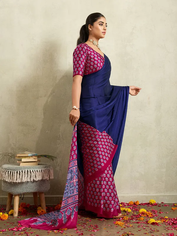 Blue_And_Maroon_Art_Silk_Printed_Floral_Print_Geometric_Print_Saree_For_Women