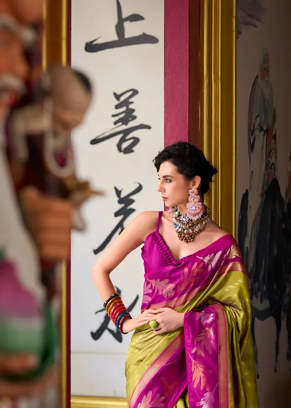 Magenta_And_Green_Banarasi_Woven_Design_Saree_For_Women