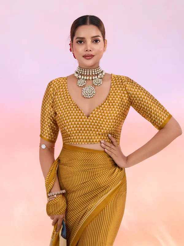 Yellow_And_Cream_Art_Silk_Striped_Geometric_Print_Temple_Border_Polka_Print_Saree_For_Women
