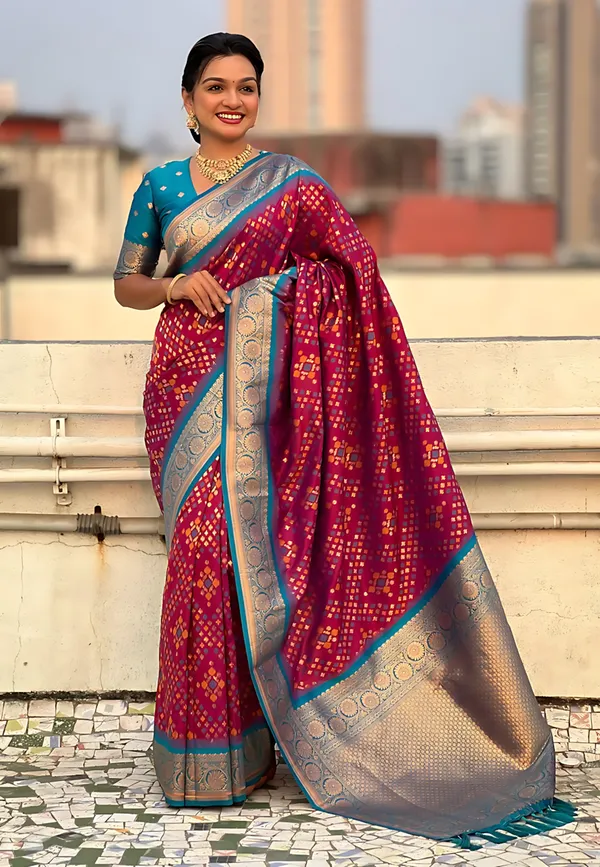 Pink_And_Blue_Banarasi_Woven_Design_Geometric_Floral_Saree_For_Women