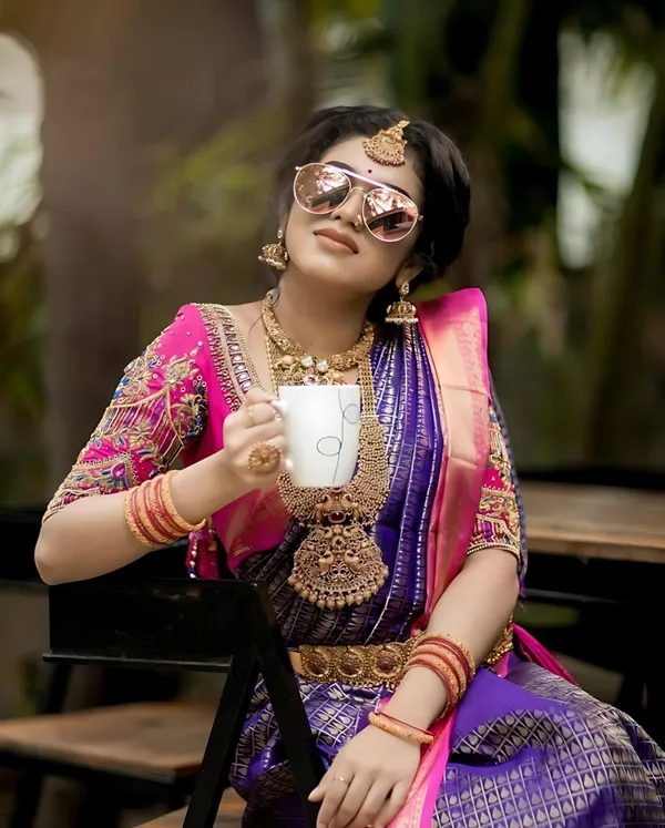 Purple_And_Pink_Kanjivaram_Geometric_Traditional_Zari_Work_Saree_For_Women