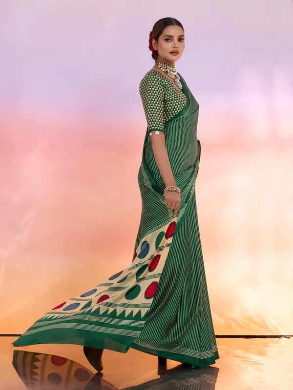 Green_And_Cream_Art_Silk_Striped_Geometric_Print_Temple_Border_Polka_Print_Saree_For_Women