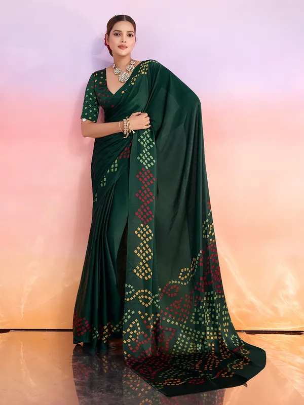 Green_Art_Silk_Solid/Plain_Tie-Dye_Geometric_Print_Saree_For_Women