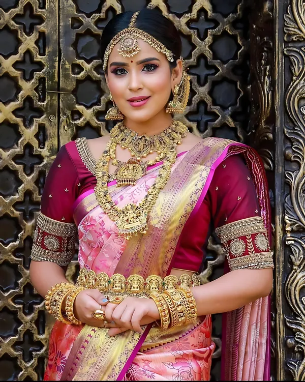 Pink_And_Maroon_Kanjivaram_Floral_Embellished_Saree_For_Women