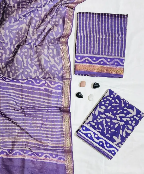Traditional_Batik_&_Striped_Jamuni_Purple_Maheshwari_Silk_Unstitched_Suit