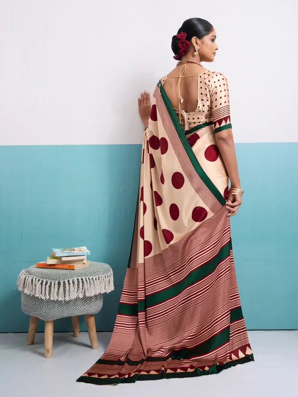 Maroon_And_Beige_Art_Silk_Polka_Print_Geometric_Print_Striped_Saree_For_Women