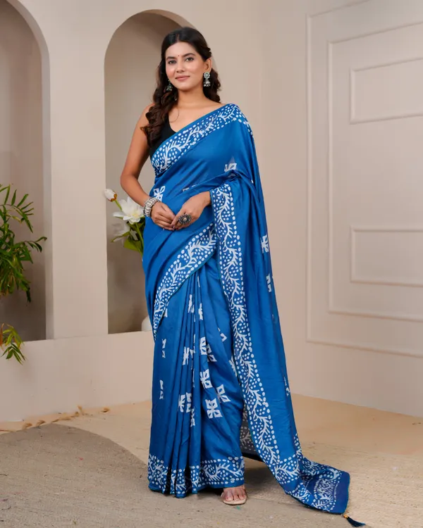 Women's_Batik_Printed_Mulmul_Cotton_Silk_Saree_with_Contrast_Border_(Royal_Blue)