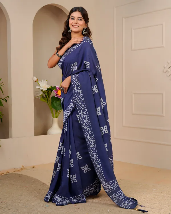 Women's_Batik_Printed_Mulmul_Cotton_Silk_Saree_with_Contrast_Border_(Indigo_Blue)