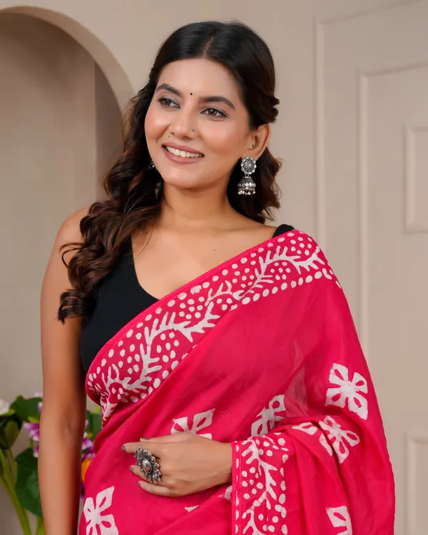 Women's_Batik_Printed_Mulmul_Cotton_Silk_Saree_with_Contrast_Border_(Rani_Pink)