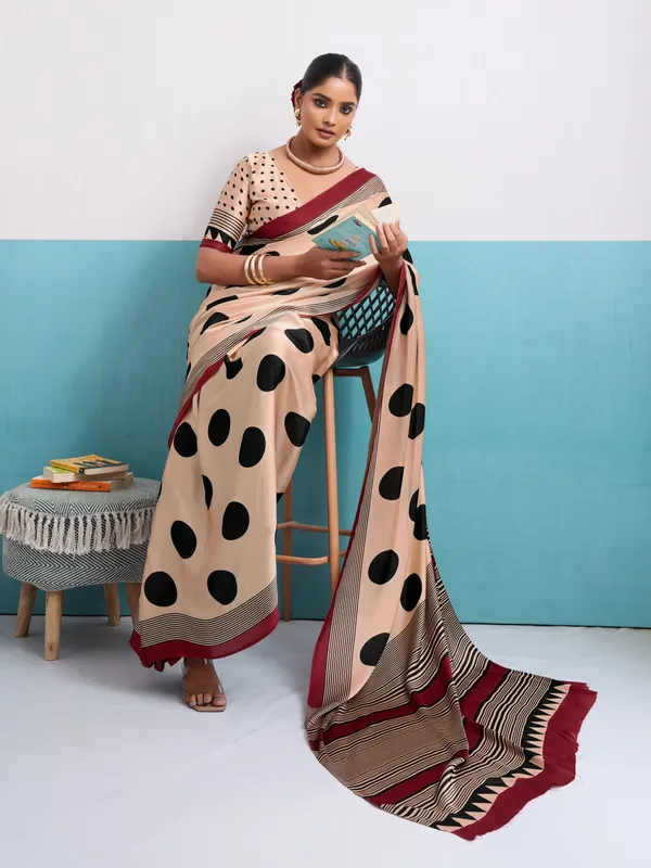 Black_And_Beige_Art_Silk_Polka_Print_Geometric_Print_Striped_Saree_For_Women