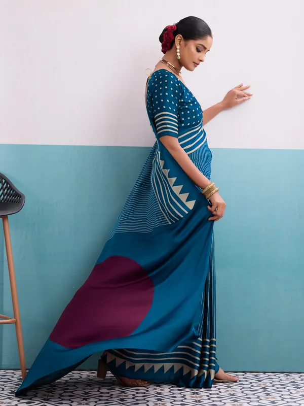 Blue_And_Cream_Art_Silk_Striped_Geometric_Print_Temple_Border_Polka_Print_Saree_For_Women