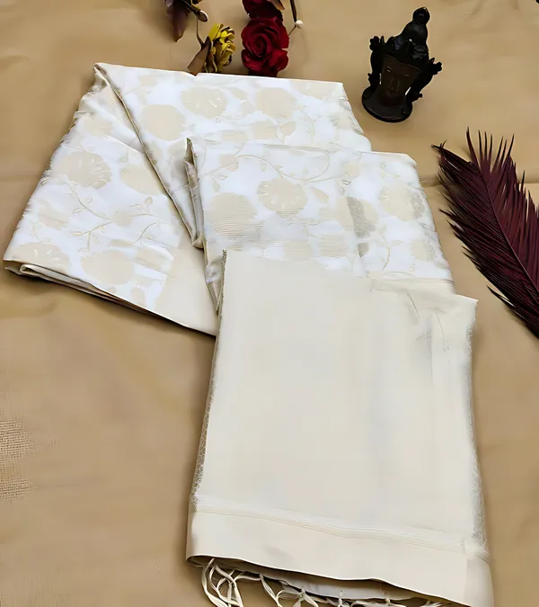 Cream_And_Gold_Banarasi_Floral_Woven_Saree_For_Women