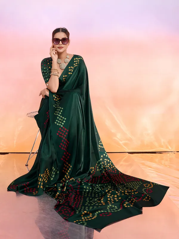 Green_Art_Silk_Solid/Plain_Tie-Dye_Geometric_Print_Saree_For_Women